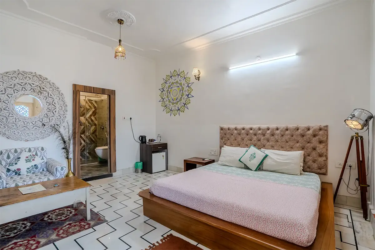 Lefort Deluxe Double Room Bed Room